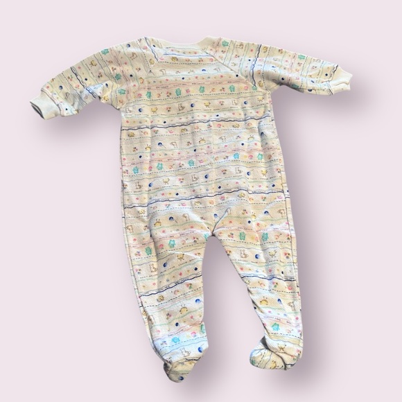 NWT Vintage Sonoma Cozy Cream Baby Footies Pastel Animal Print Size 3-6 Months - Picture 9 of 10